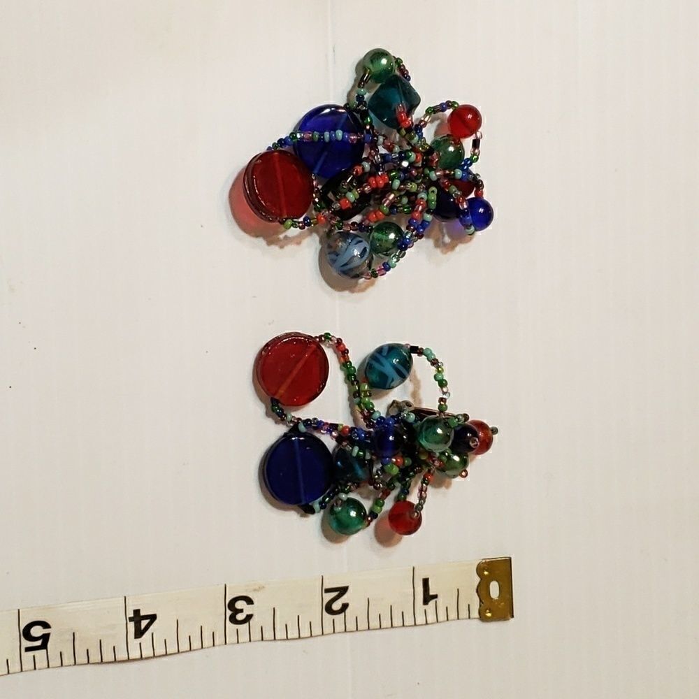 Vintage Hand Beaded Cluster Clip On Earrings - Picture 5 of 6